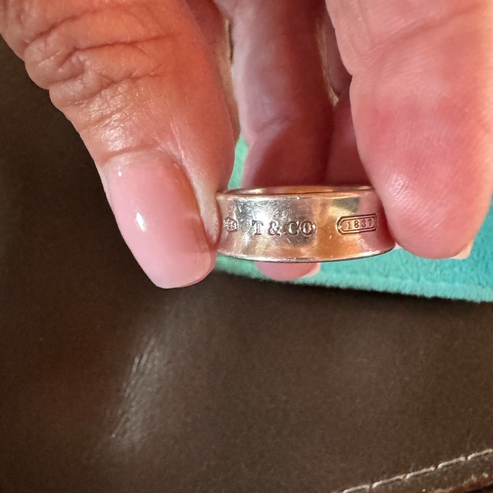 Tiffany & Co. Silver Ring - Picture 5 of 7